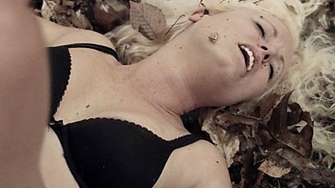 Pic: Ellie Church in Plank Face (2016)