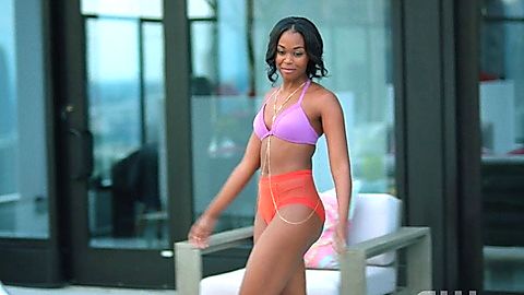 Pic: Nafessa Williams in Black Lightning (2018)