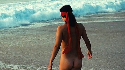 Pic: Noée Abita in Ava (2017)
