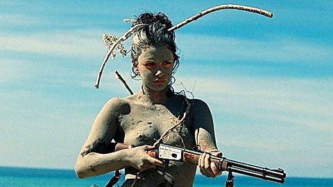 Pic: Noée Abita in Ava (2017)