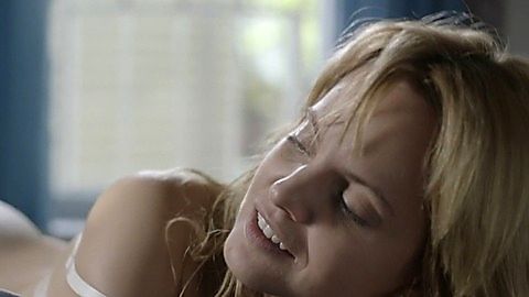 Pic: Mena Suvari in Becks (2017)