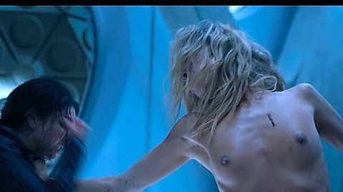 Pic: Dichen Lachman in Altered Carbon (2018)
