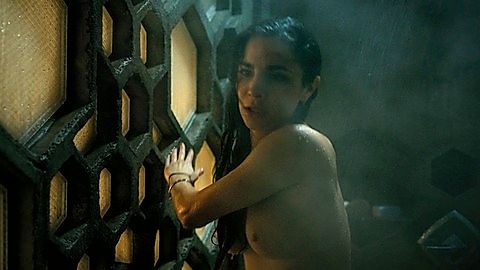 Pic: Martha Higareda in Altered Carbon (2018)