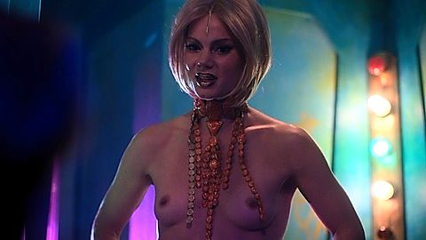 Pic: Stephanie Cleough in Altered Carbon (2018)