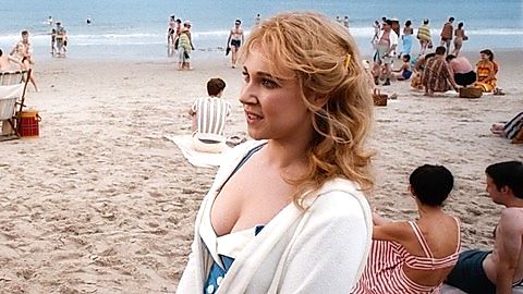 Pic: Juno Temple in Wonder Wheel (2017)