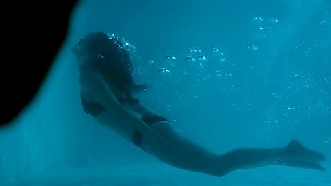 Pic: Taylor Schilling in The Titan (2018)