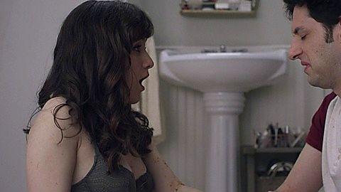 Pic: Noël Wells in Happy Anniversary (2018)