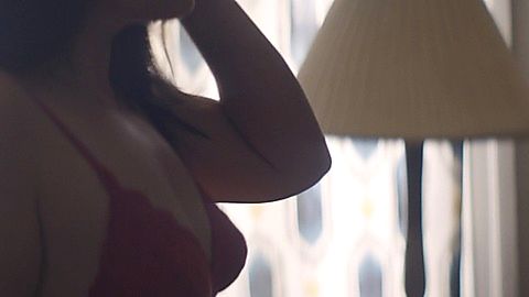 Pic: Abbi Jacobson in 6 Balloons (2018)