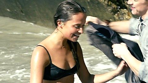 Pic: Alicia Vikander in Submergence (2018)