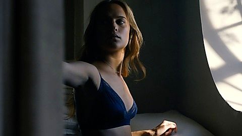 Pic: Alicia Vikander in Submergence (2018)