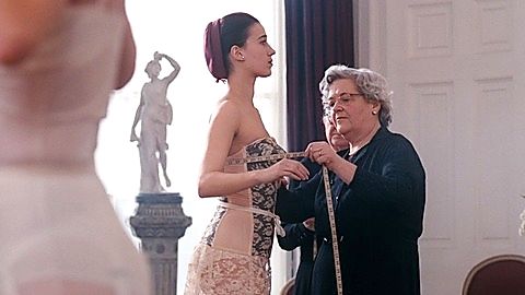 Pic: Lujza Richter in Phantom Thread (2017)