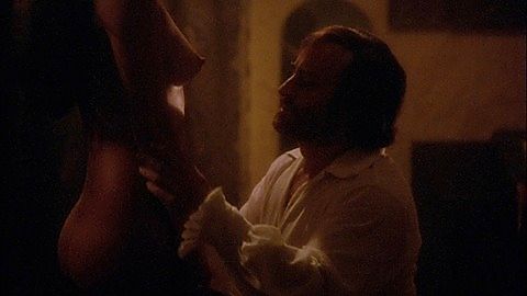 Pic: Sara Lezana in The Traveller (1979)