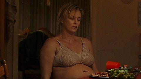 Pic: Charlize Theron in Tully (2018)