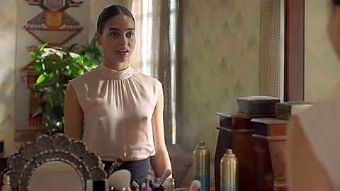 Pic: Melissa Barrera in Vida (2018)