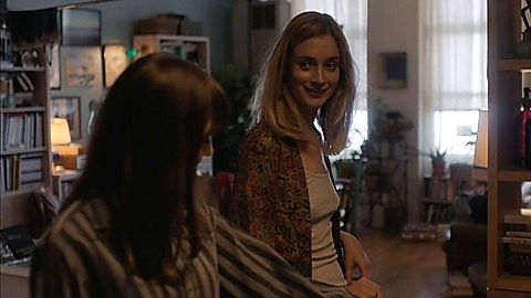 Pic: Caitlin Fitzgerald in Sweetbitter (2018)