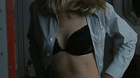 Pic: Caitlin Fitzgerald in Sweetbitter (2018)