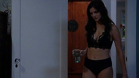 Pic: Monica Barbaro in Splitting Up Together (2018)