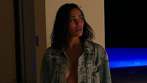 Pic: Paula Patton in Traffik (2018)