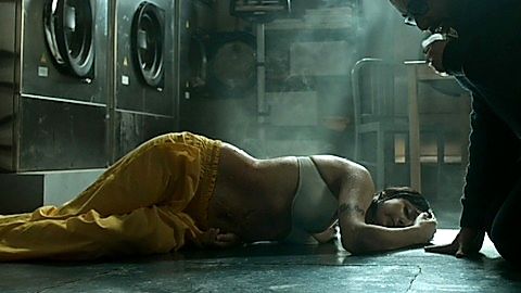 Pic: Najwa Nimri in Locked Up (2015)