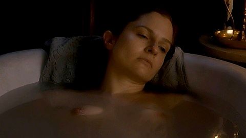Pic: Shannon Lucio in Consuming Beauty