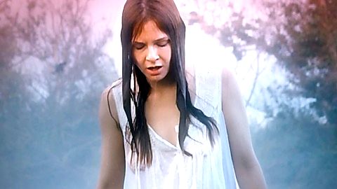 Pic: Shannon Lucio in Consuming Beauty