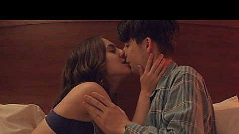 Pic: Madeline Weinstein in Alex Strangelove (2018)