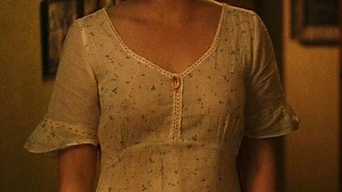 Pic: Bella Heathcote in Strange Angel (2018)
