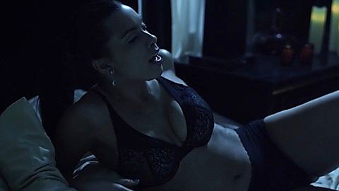 Pic: Heather Paige Cohn in Minutes to Midnight (2015)