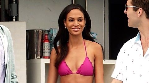 Pic: Joan Smalls in Set It Up (2018)