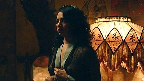 Pic: Ezmie Garcia in Strange Angel (2018)