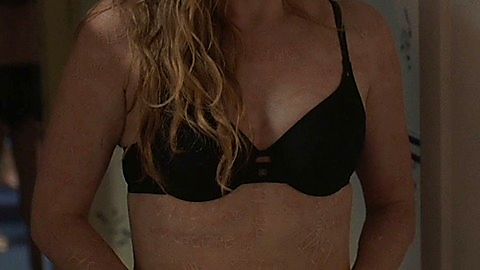 Pic: Amy Adams in Sharp Objects (2018)