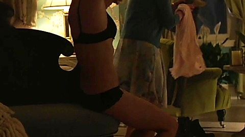Pic: Amy Adams in Sharp Objects (2018)