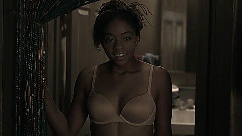 Pic: Charlotte Evelyn Williams in Preacher (2016)