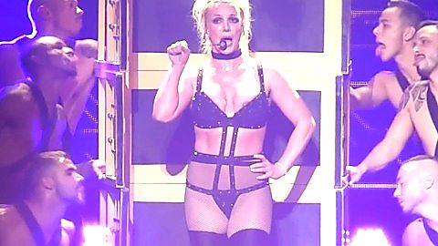 Pic: Britney Spears in Do Something (Live at The Theater at MGM National Harbor) (2018)