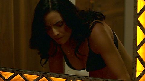 Pic: Aislinn Derbez in The House of Flowers (2018)