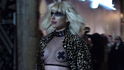 Pic: Emma Roberts in Billionaire Boys Club (2018)