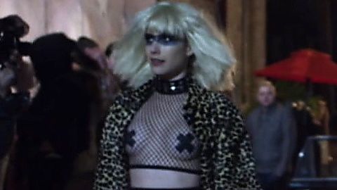 Pic: Emma Roberts in Billionaire Boys Club (2018)