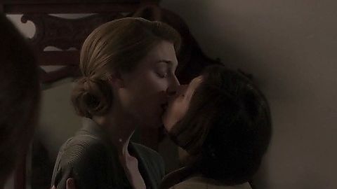 Pic: Gemma Arterton in Vita & Virginia (2018)