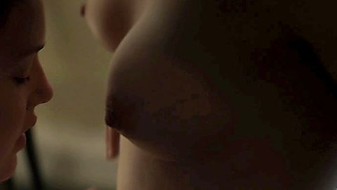 Pic: Anna Paquin in Tell It to the Bees (2018)