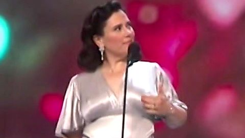 Pic: Alex Borstein in The Emmy Awards (1949)