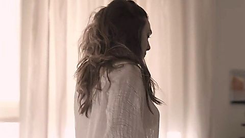 Pic: Elizabeth Olsen in Sorry For Your Loss (2018)