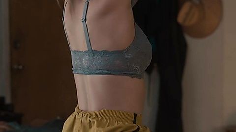Pic: Elizabeth Olsen in Sorry For Your Loss (2018)