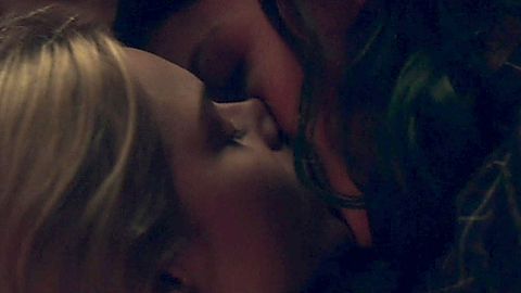 Pic: Sara West in Bad Girl (2016)