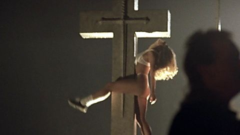 Pic: Tara Crooks in Shadow Builder (1998)