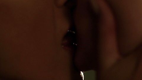 Pic: Perry Mattfeld in Shameless (2011)