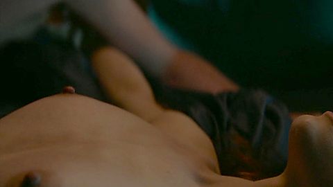 Pic: India Eisley in Look Away (2018)