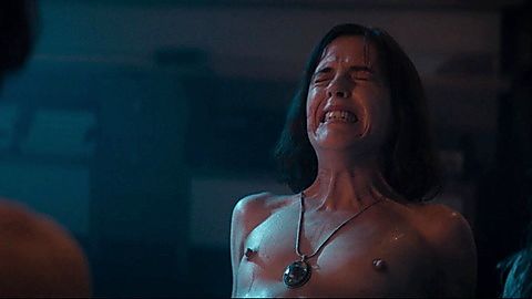Pic: Clementine Poidatz in Housewife (2017)