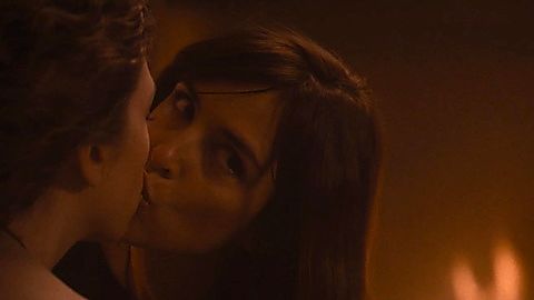 Pic: Clementine Poidatz in Housewife (2017)