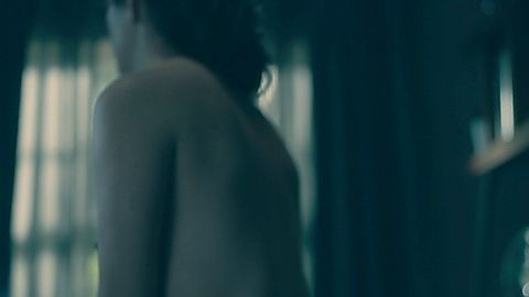 Pic: Kate Siegel in The Haunting of Hill House (2018)