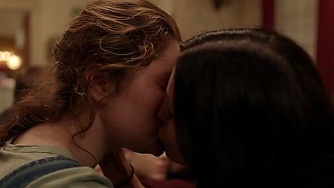 Pic: Courteney Cox in Shameless (2011)